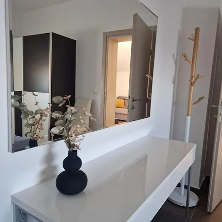 Adria Apartmani Karlobag Exterior photo