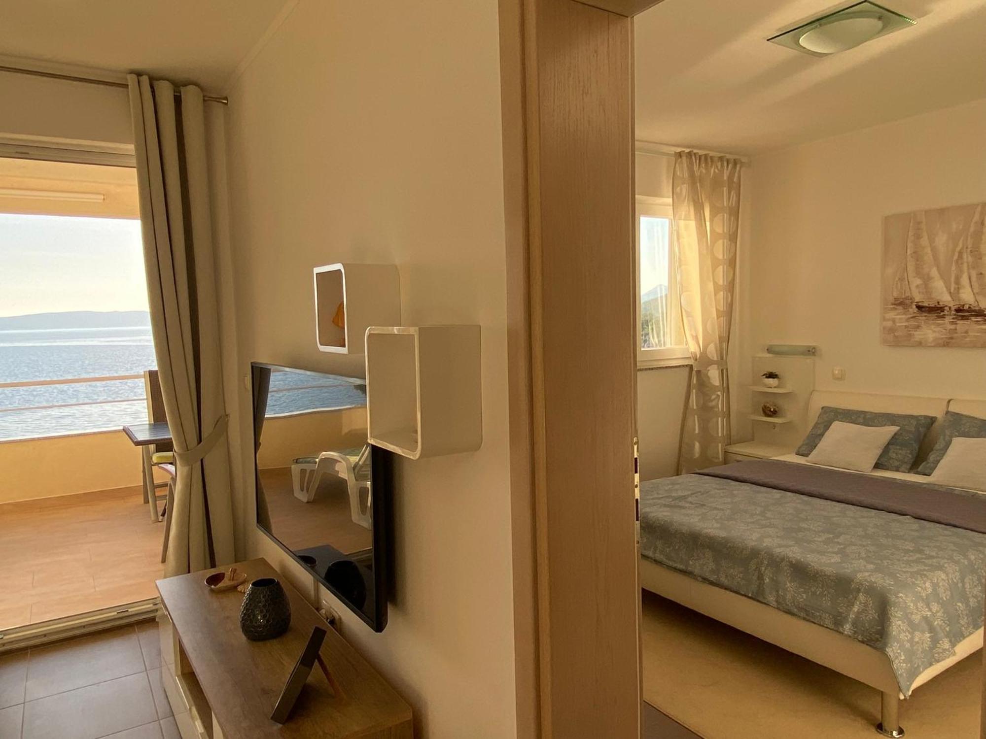Apartment Adria Karlobag